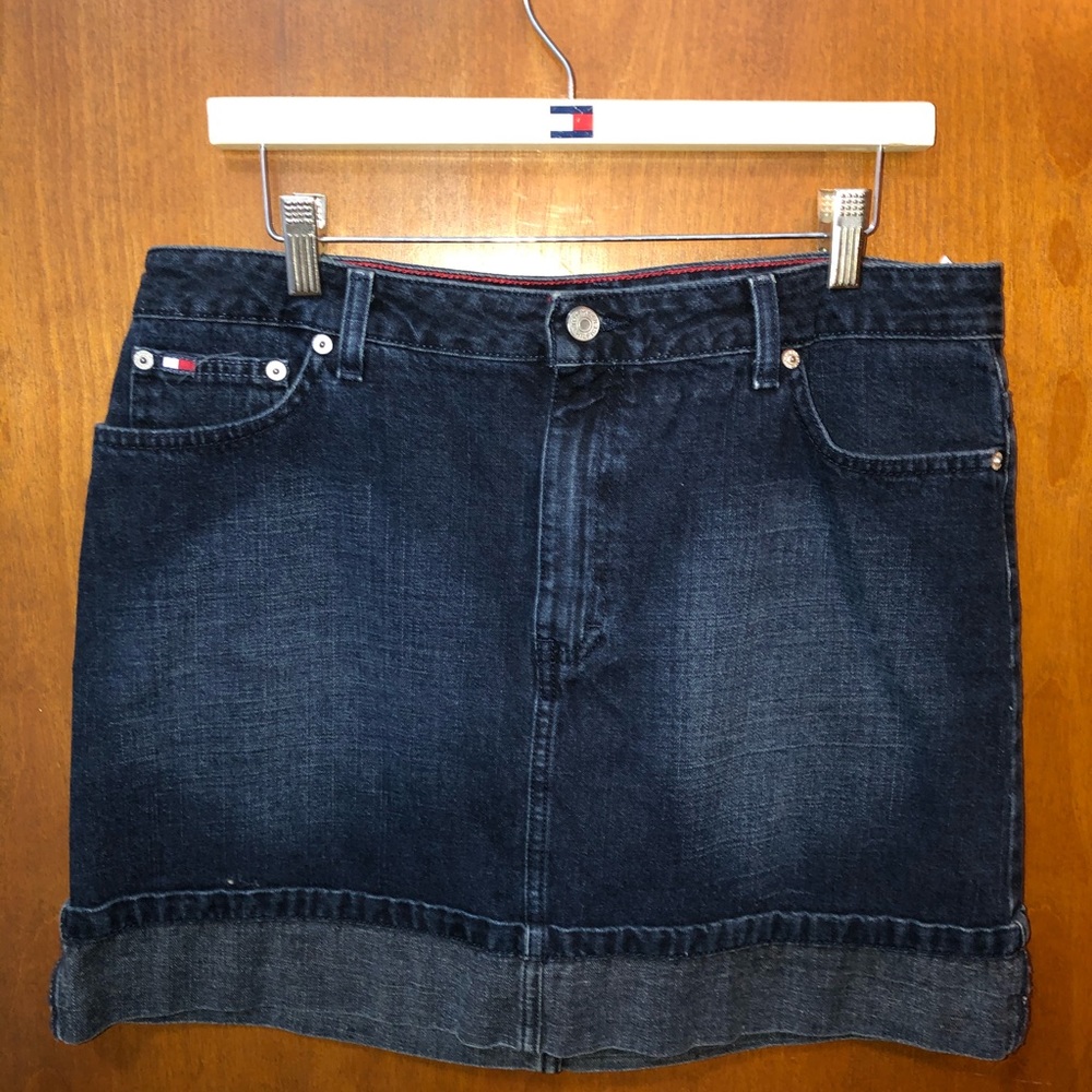 Tommy Hilfiger denim mini skirt
